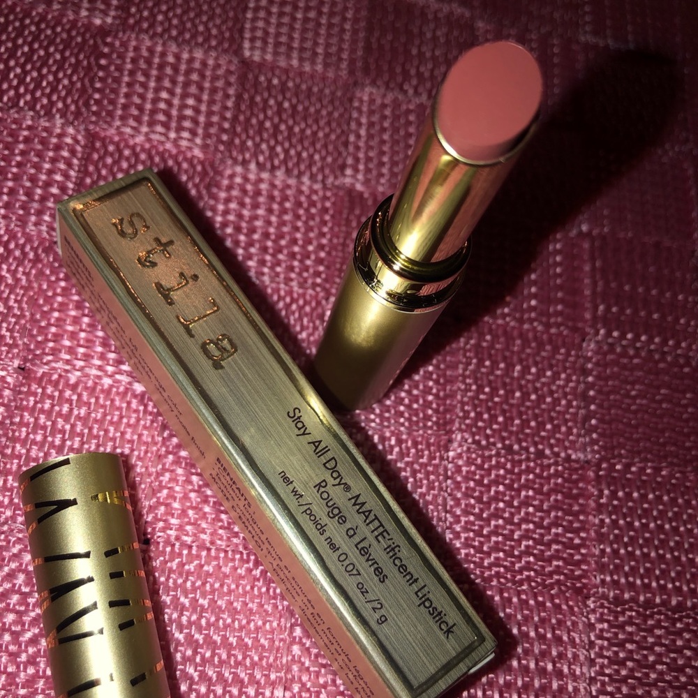 Stila matte lipstick brand new